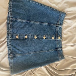 Denim skirt